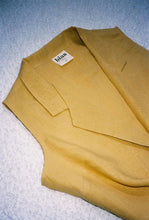 Load image into Gallery viewer, the blouse / sun